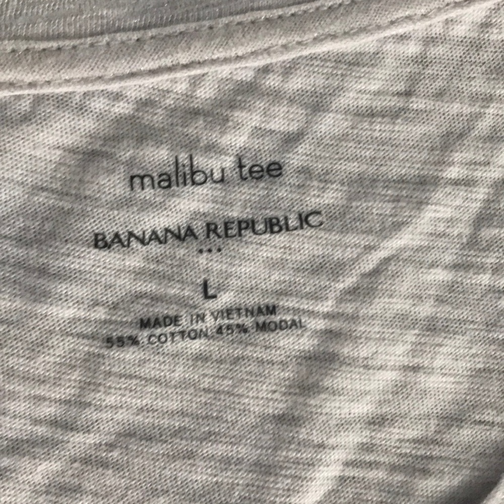 Light silver tee - Picture 2 of 2